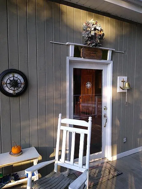 3 bed, 2445 sqft, $2,500 — Photo 3