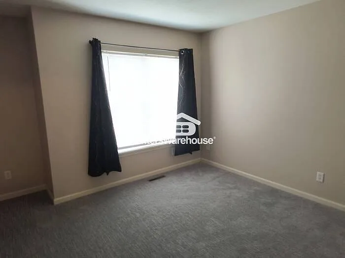 8108 Oakview Cir N — Photo 9