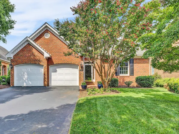 3353 Southwood Village Ct SW, Roanoke, VA 24014