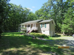 104 Demany Ln, Tafton, PA 18464