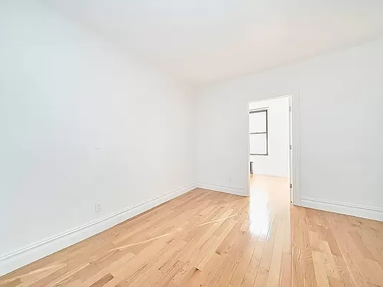 233 E 82nd St #5A — Photo 7