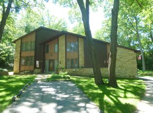 N43W27931 Ishwane Ct, Pewaukee, WI 53072