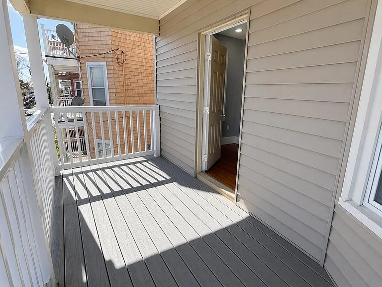 9 Nightingale St #2 — Photo 6