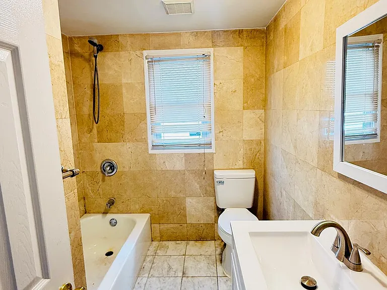 95 Wellesley St #1 — Photo 9