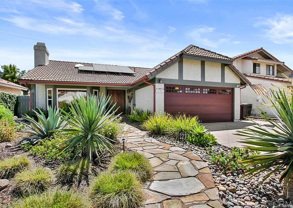 1st image of 10903 Canyon Hill Ln