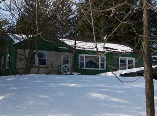 1870 Cold Springs Rd, Saukville, WI 53080