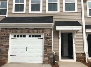 210 Clearwood Dr, Simpsonville, SC 29681