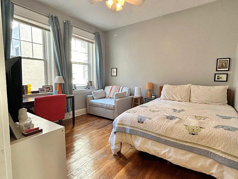 1572 Commonwealth Ave #3 — Photo 2