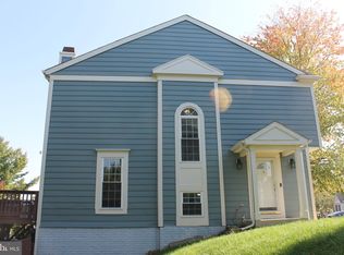 25 Woodhollow Ct, Owings Mills, MD 21117