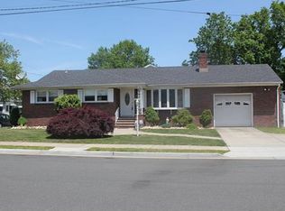 10 Elmwood Ave, Carteret, NJ