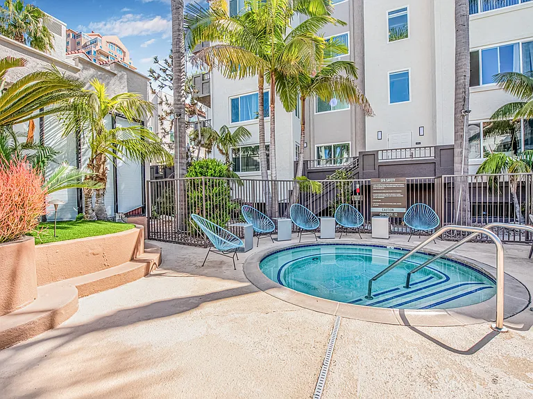 Veranda La Jolla — Photo 21