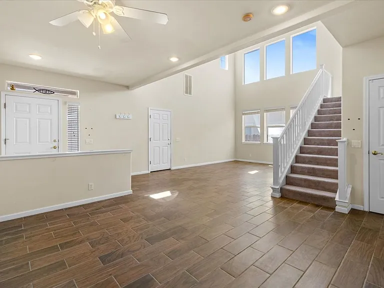 3420 Long Dr — Photo 3