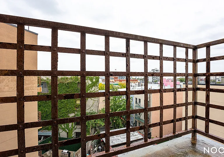 1359 Myrtle Ave #4R — Photo 12