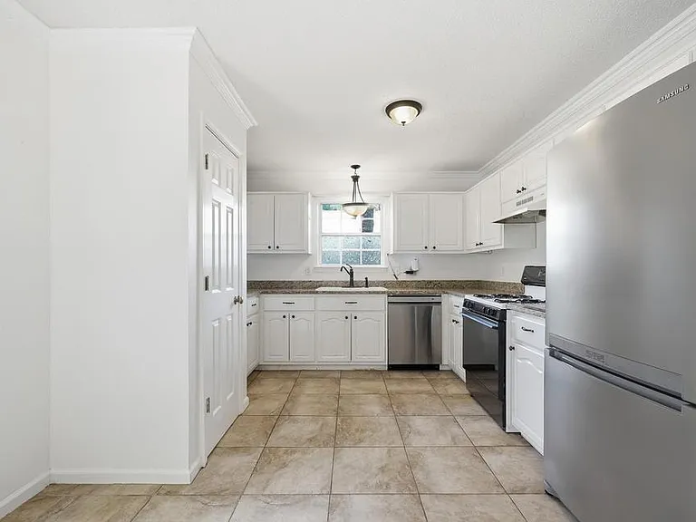 357 Timber Wind Dr — Photo 8