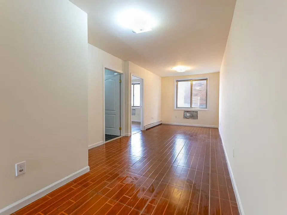 4123 Haight St #2