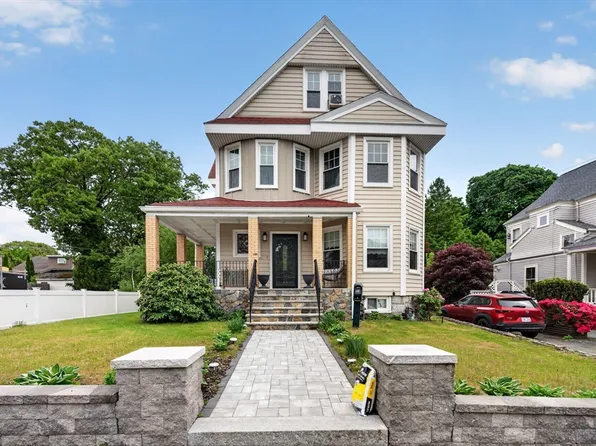 225 Grove St, Melrose, MA 02176