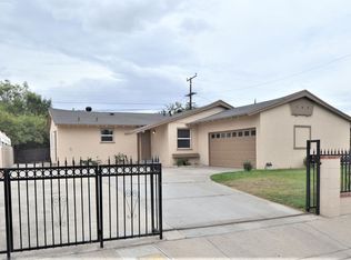 2795 Saint Elmo Dr, Rialto, CA 92376