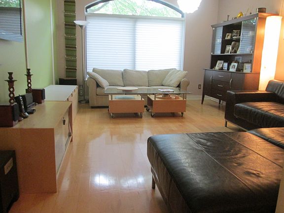 2nd image of 11420 Strand Dr APT 6