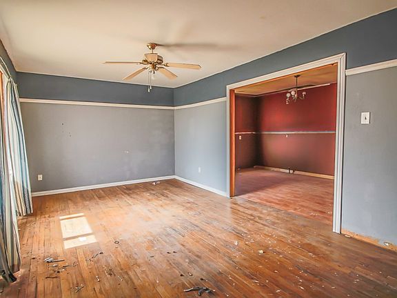 4th image of 705 E Quinn St