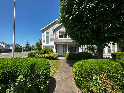 16987 SW Kattegat Dr Photo 1