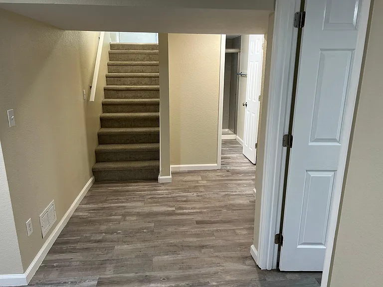 1656 Lansing St — Photo 22