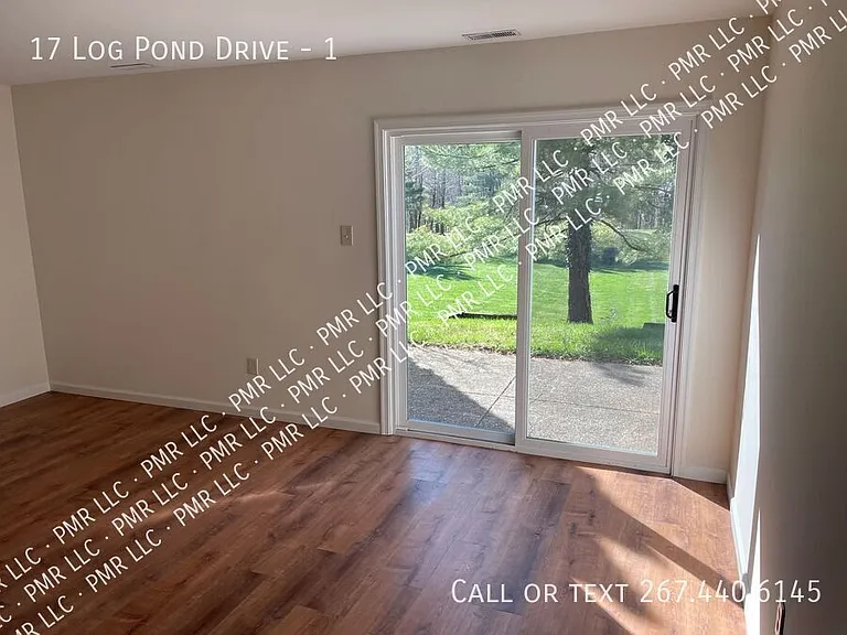 17 Log Pond Dr #1 — Photo 16