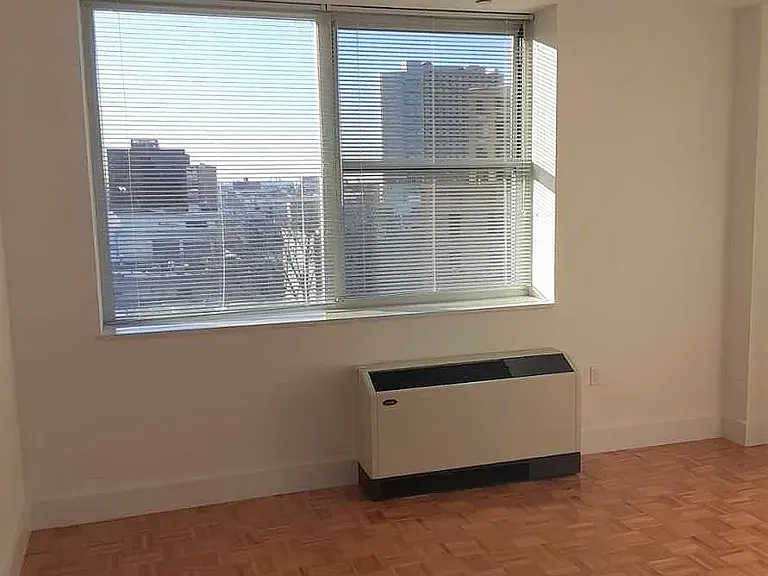 97-45 Queens Blvd #Penthouse 7 — Photo 9