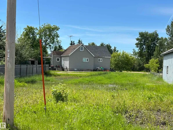 5005 51st Ave, Thorhild County, AB T0A 2P0