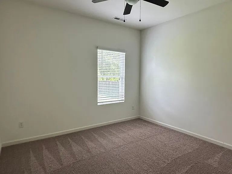 2005 Park Springs Ln — Photo 18