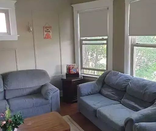 5th image of 267 Curry Ave #1A