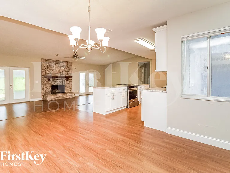 1013 Taproot Dr — Photo 5