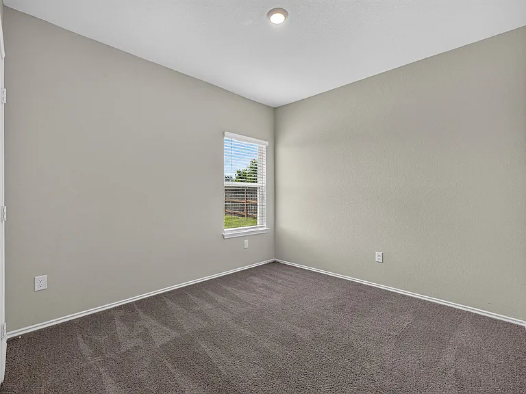 5327 Wichita Pike — Photo 5