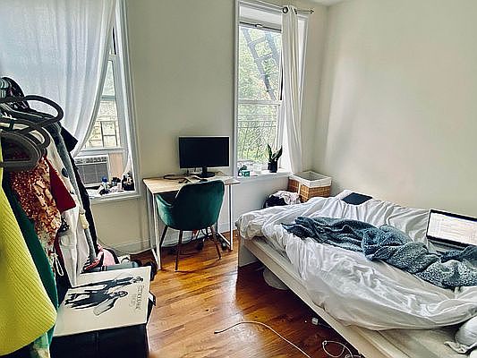 1st image of 208 E 7th St APT 12