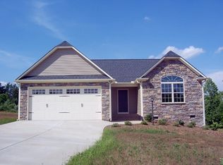 146 Poplar Ridge Dr, Gaffney, SC 29341