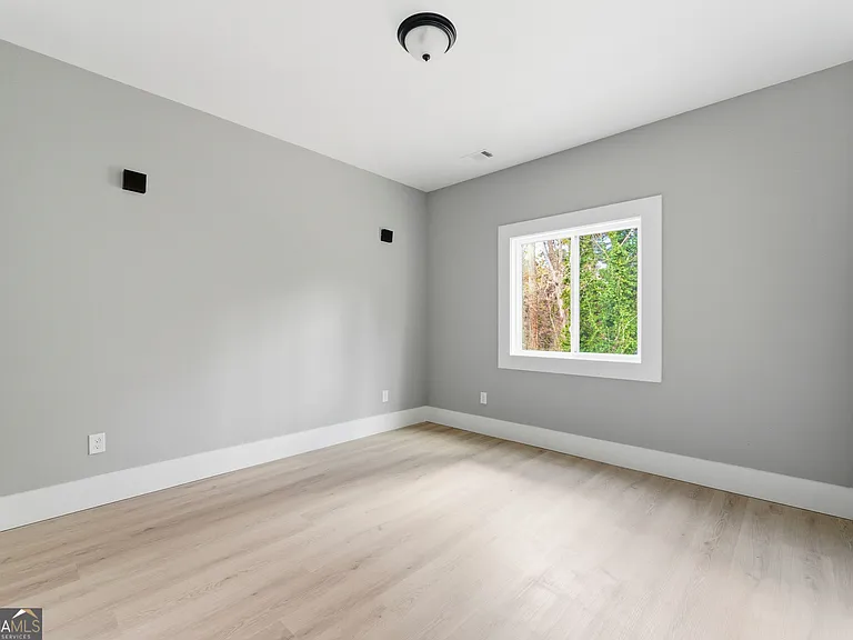 1409 NW Dr NW #2 — Photo 9