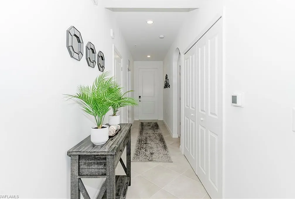 2 bed, 2.0 bath, 1154 sqft, $5,795 — Photo 3