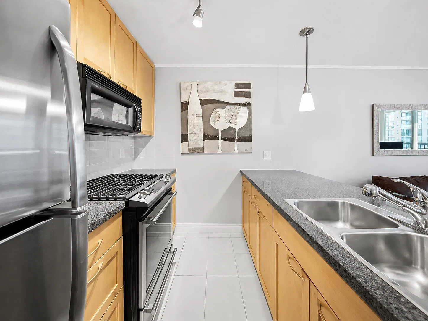 1 bed, 600 sqft, $3,150 — Photo 4