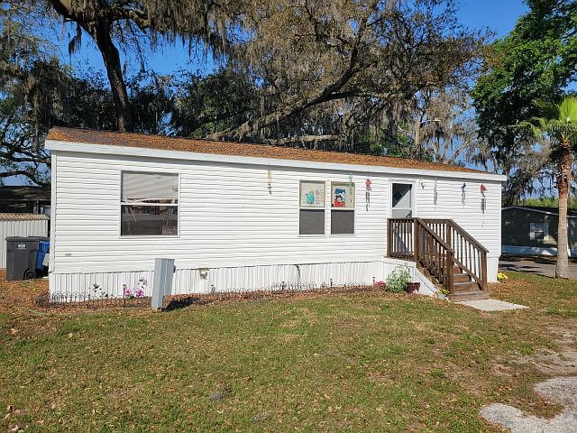 1st image of 9333 Paradise Dr #17