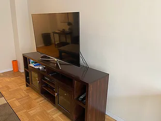 Rented by Luxus Manhattan Realty