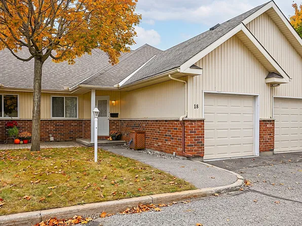 18 Daphne Cres, Ottawa, ON K2S 1Y1