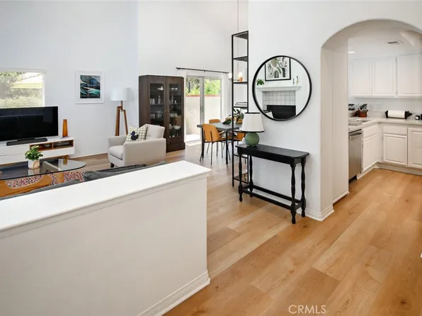 17 Lafayette Ct, Manhattan Beach, CA 90266