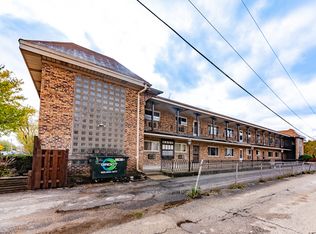 9450 Washington Rd #1A, Niles, IL 60714