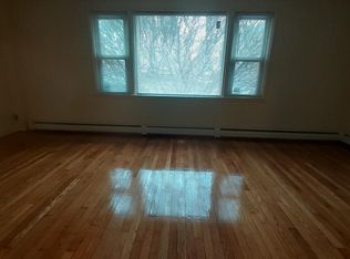 428 Hope St APT 2, Providence, RI 02906