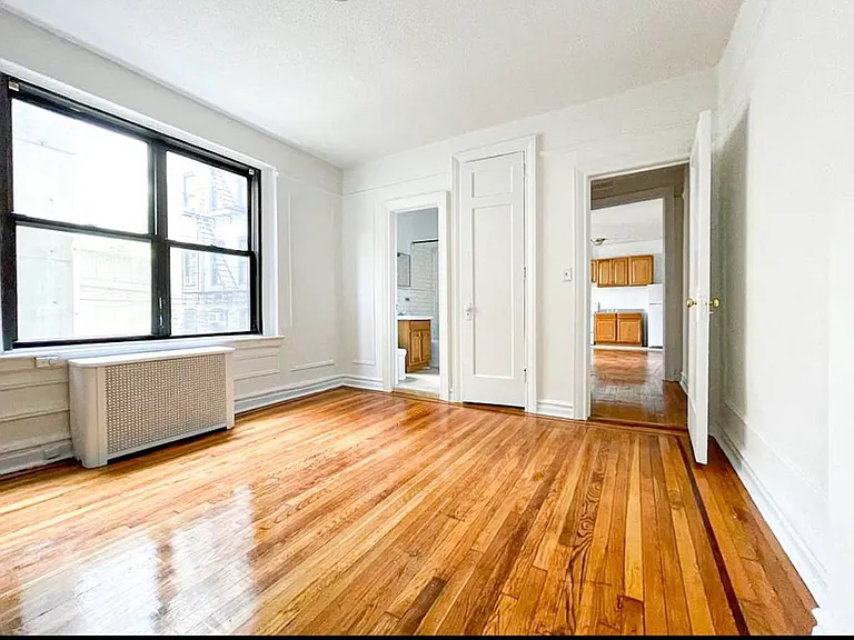 80 Haven Ave #1E — Photo 6