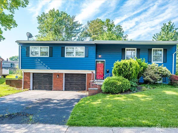 12 Gales Rd, Edison, NJ 08837