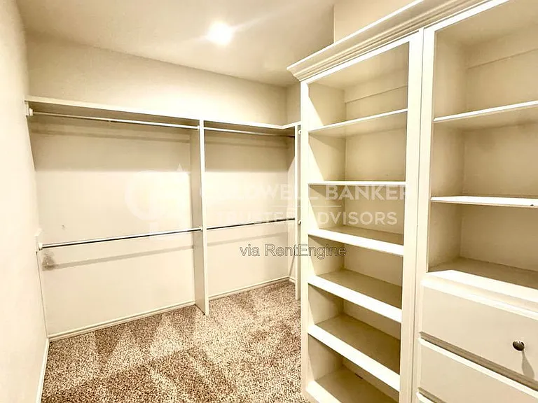 11209 Akron Ave — Photo 13