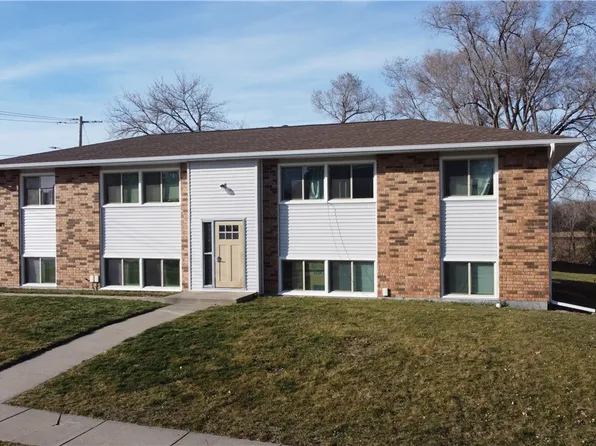 4415 Toronto St, Ames, IA 50014