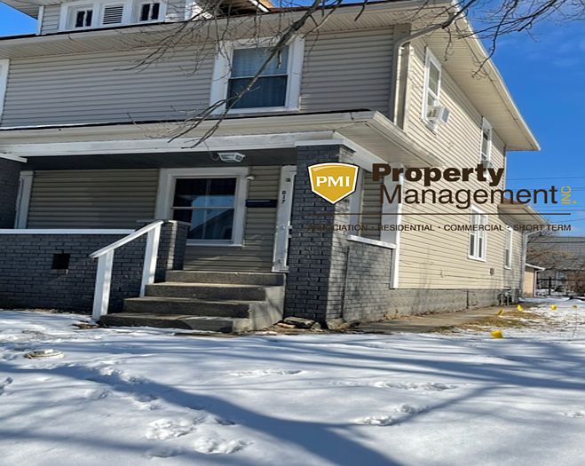 1st image of 817 N Dearborn St