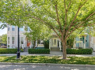 4008 E Garrison Blvd SW, Calgary, AB T2T 6N6