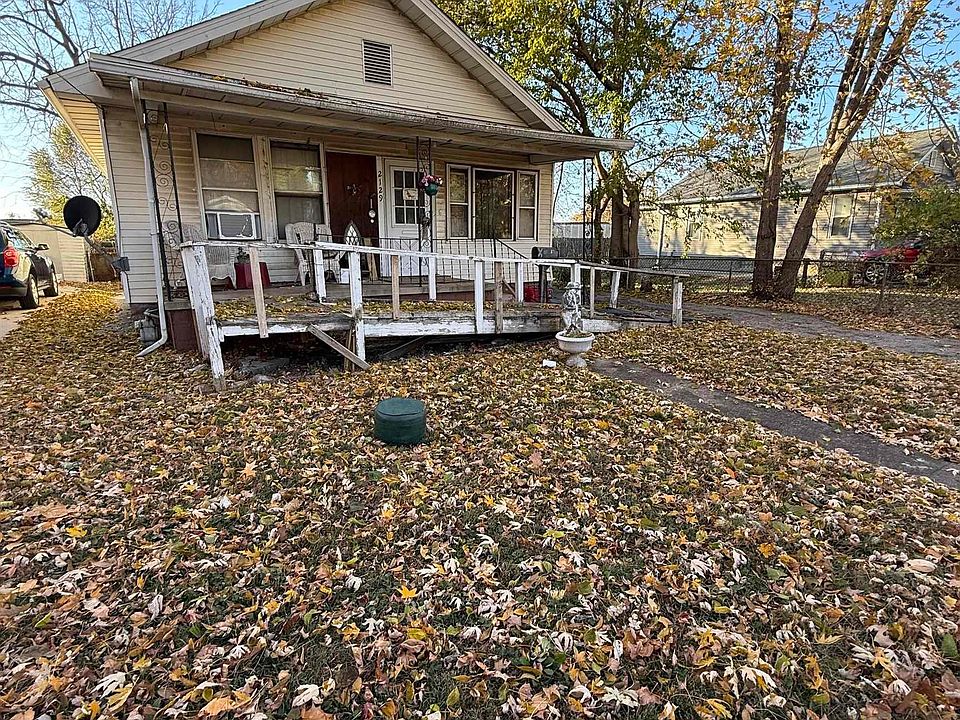 1st image of 2129 N 16th St